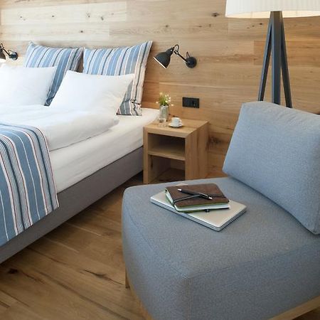 Hotel M120 Unterföhring Exteriör bild